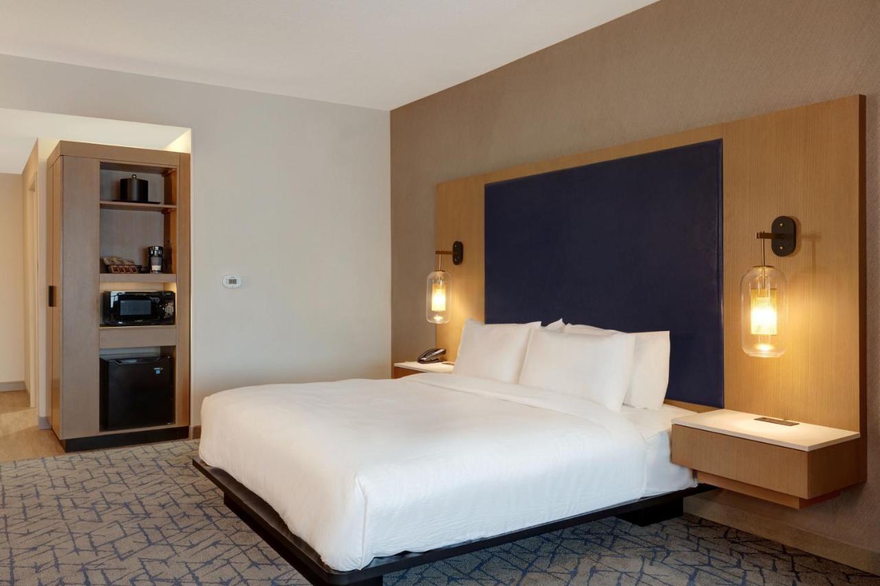 Fairfield By Marriott Inn & Suites Minneapolis Downtown Zewnętrze zdjęcie